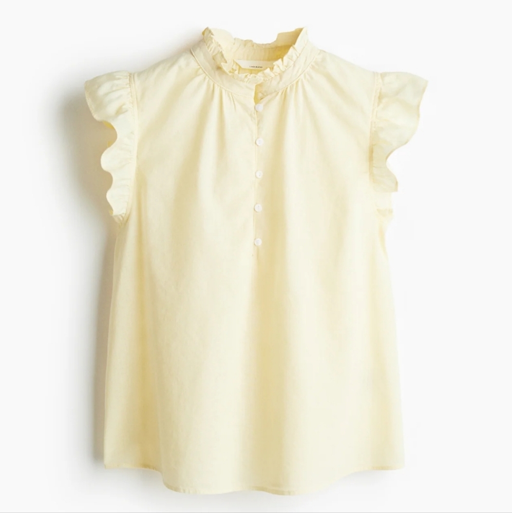 H&M Ruffled Sleeveless Blouse in Light Yellow NWT Size XL